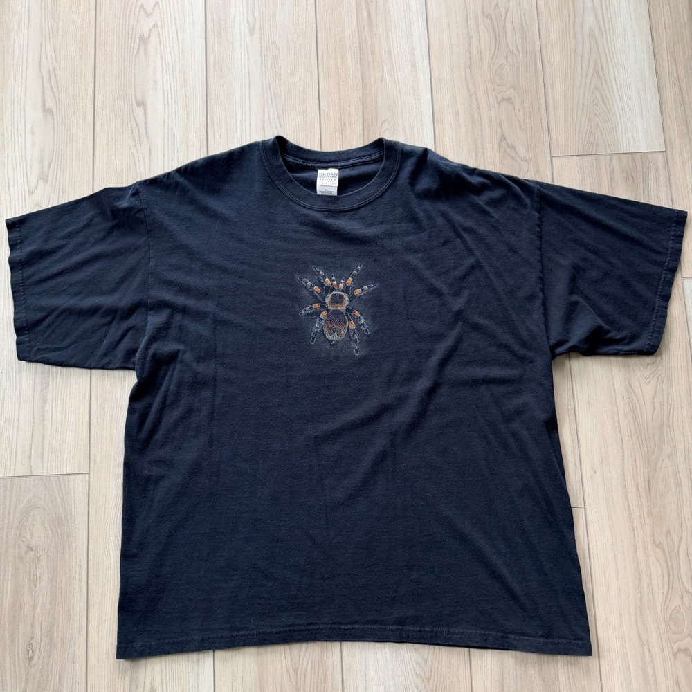 Y2K Vintage Gildan T-Shirt Mens 2XL Black Tarantula Spider Tee